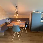 Pinta Kombilo Apartment