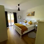 Apartment Pinta Kombilo