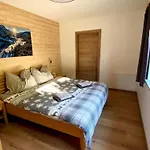 Pinta Kombilo Apartment Grobming