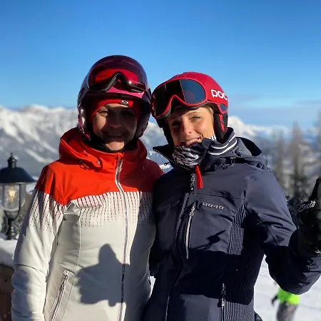 アパート Pinta Kombilo グレーブミング