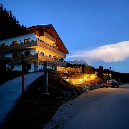 アパート Pinta Kombilo グレーブミング