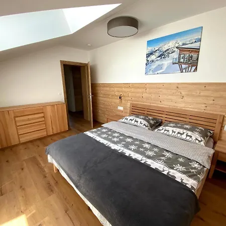 Pinta Kombilo Appartement Grobming