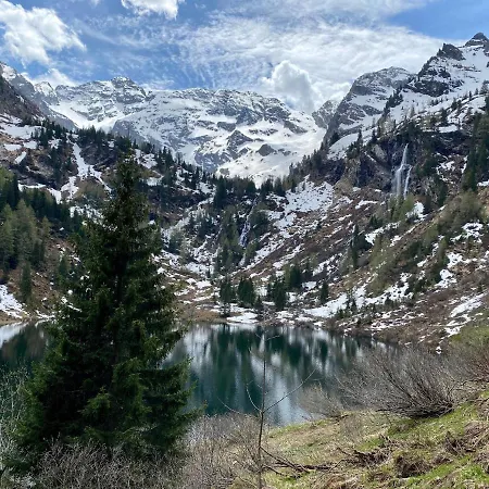 Pinta Kombilo アパート *